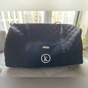 LIKE NEW black large Vera Bradley duffle